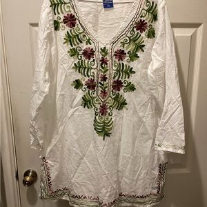 Floral Embroidered White Tunic Top